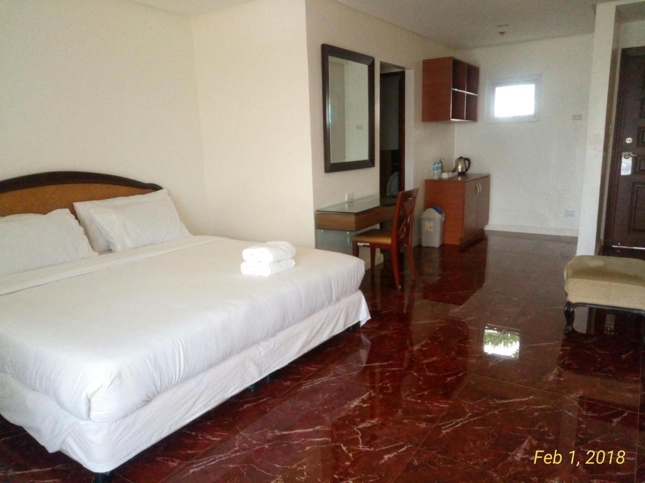 Centtro Residences Los Banos  Exteriér fotografie